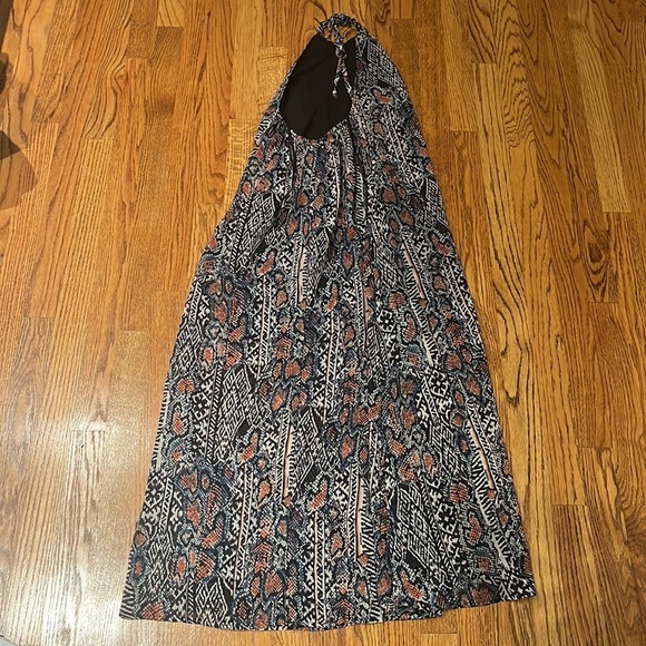 Dance & Marvel Woman’s Halter Printed Dress Size S - Picture 4 of 6